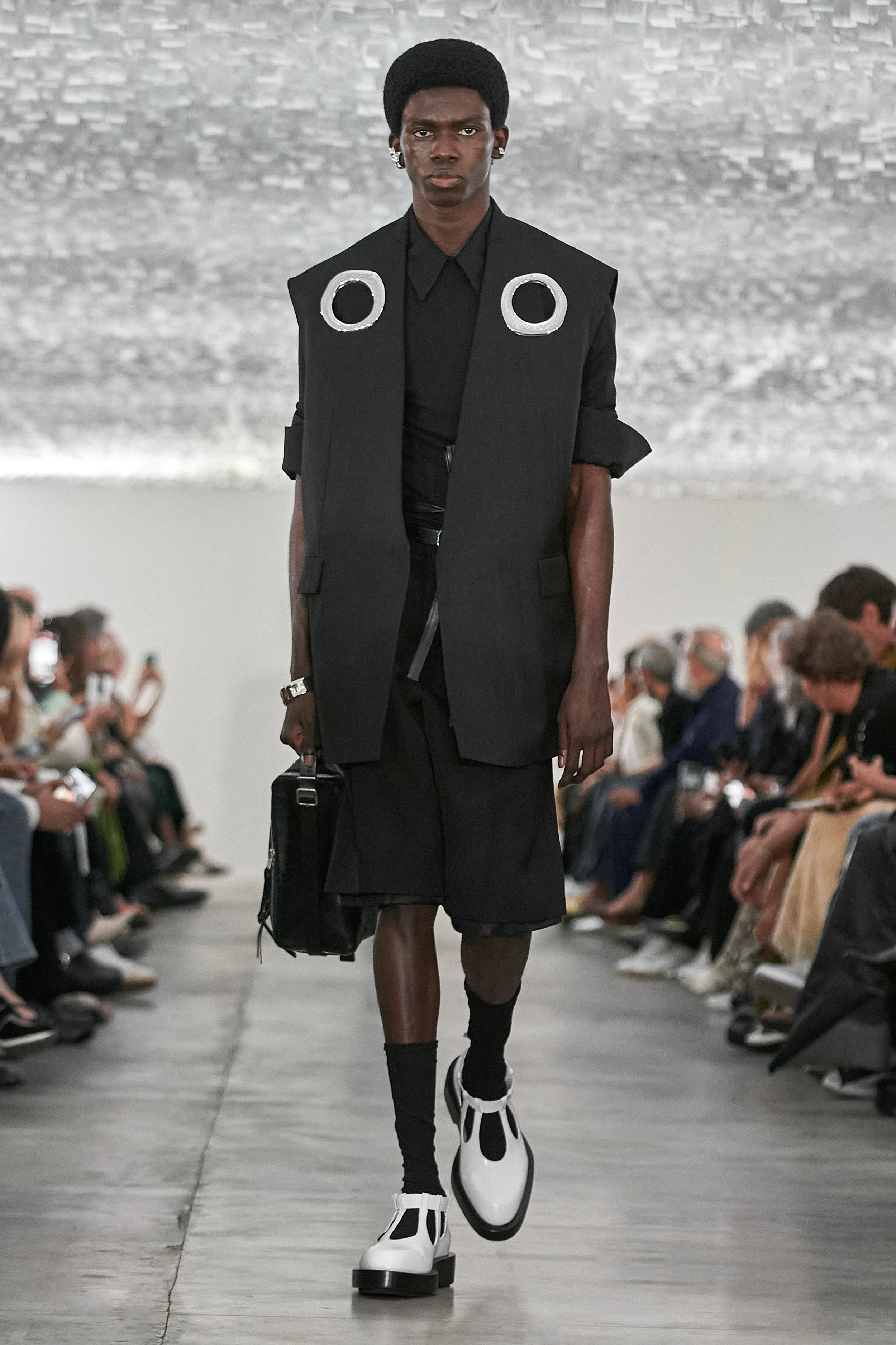 Jil Sander Spring/Summer 2024 — AUTHOR MAGAZINE